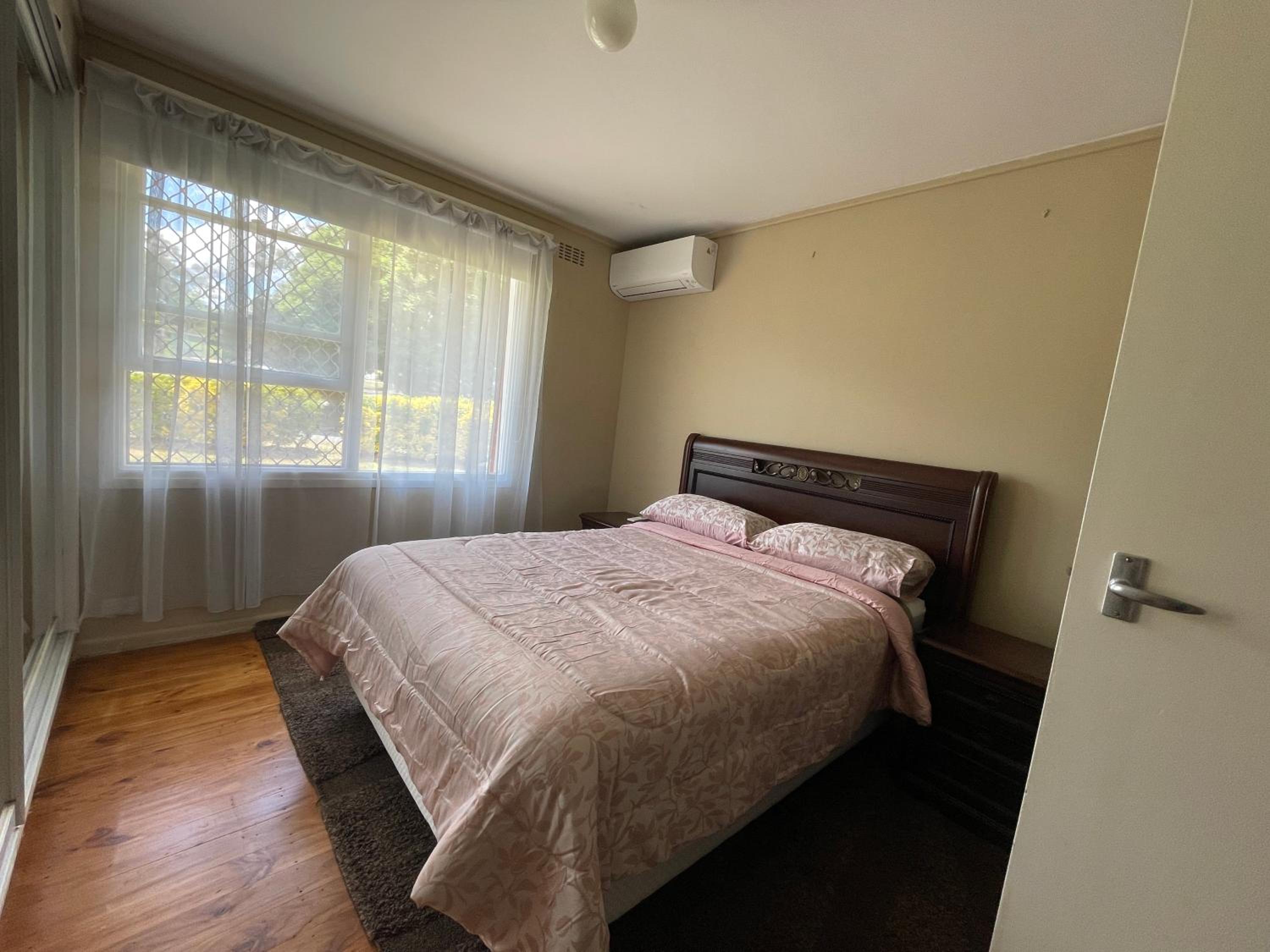 Canberra Hospital Locum Welcome - Two Beds House