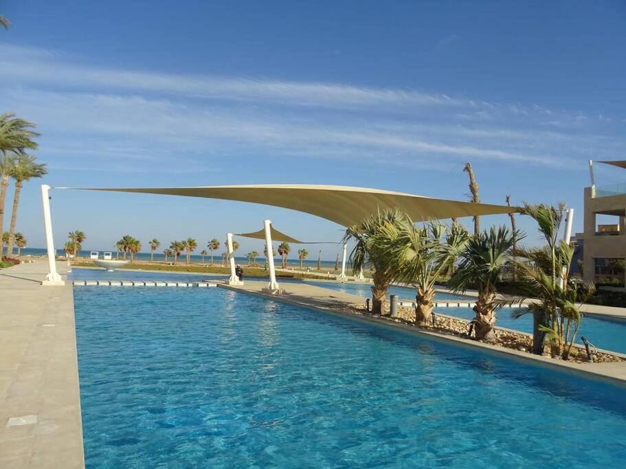 Mangroovy - Divine 1BR Hotel view