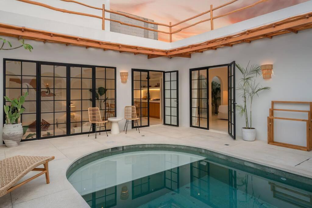 Villa Valeria - Mediterranean Style 2 BR Villa in Canggu — recepcion & lobby