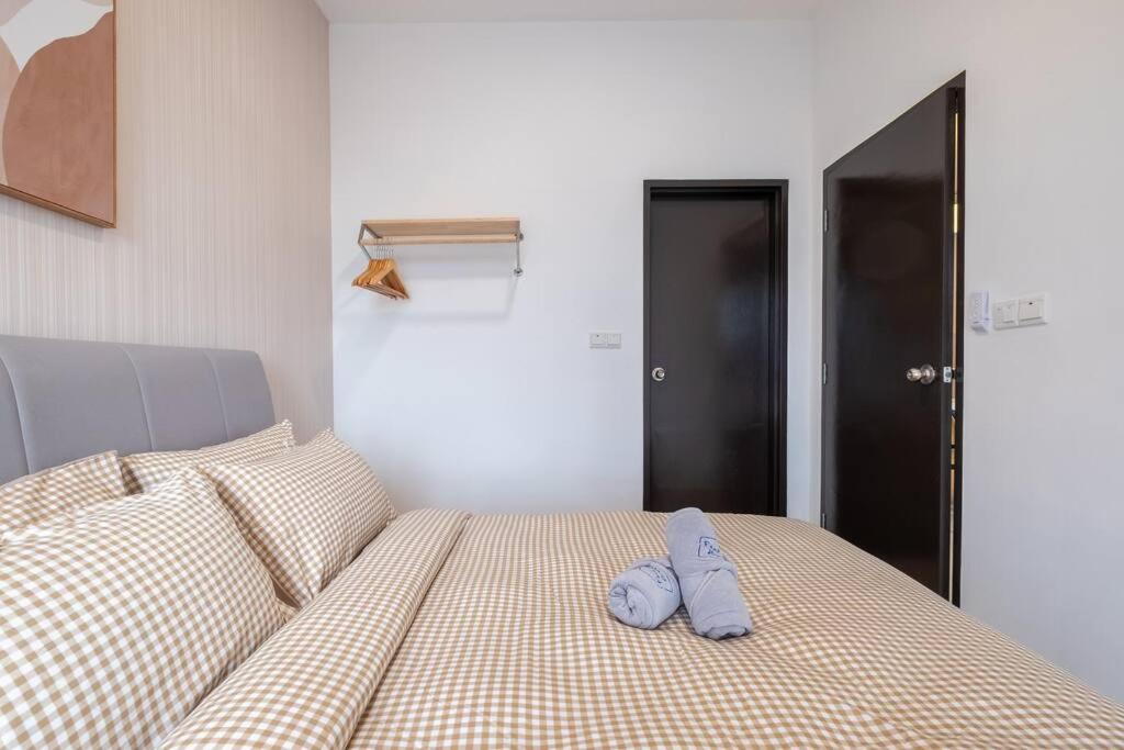 Blissful Cottage@FeelHome/2BR,7pax,MRT 中文房东