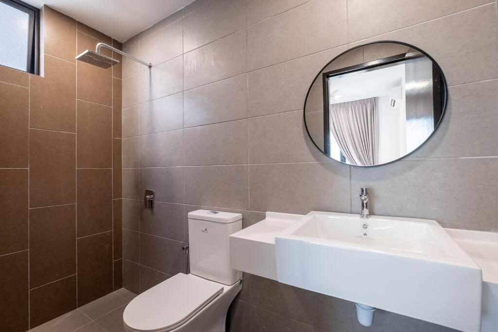 Blissful Cottage@FeelHome/2BR,7pax,MRT 中文房东