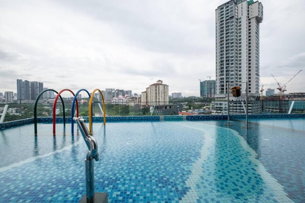 Blissful Cottage@FeelHome/2BR,7pax,MRT 中文房东
