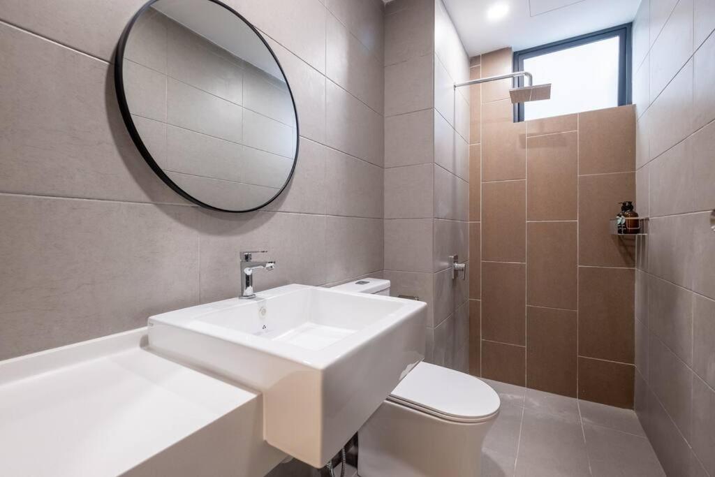 Blissful Cottage@FeelHome/2BR,7pax,MRT 中文房东