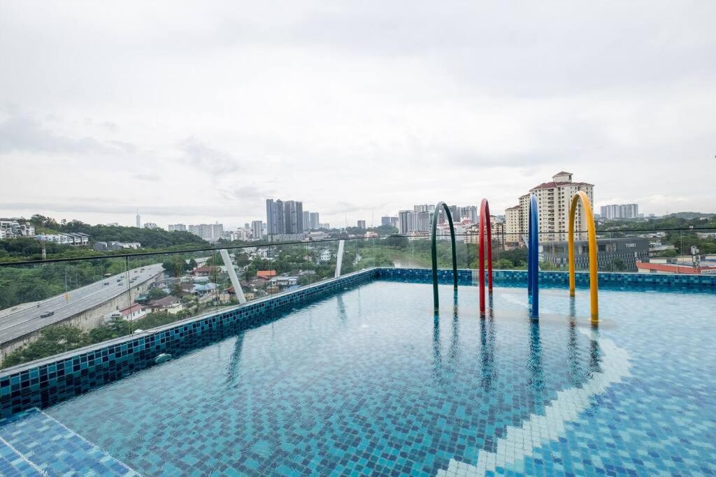 Blissful Cottage@FeelHome/2BR,7pax,MRT 中文房东