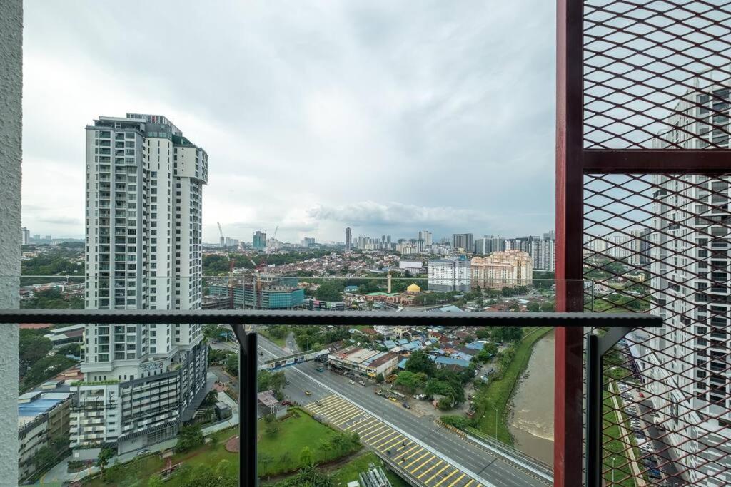 Blissful Cottage@FeelHome/2BR,7pax,MRT 中文房东