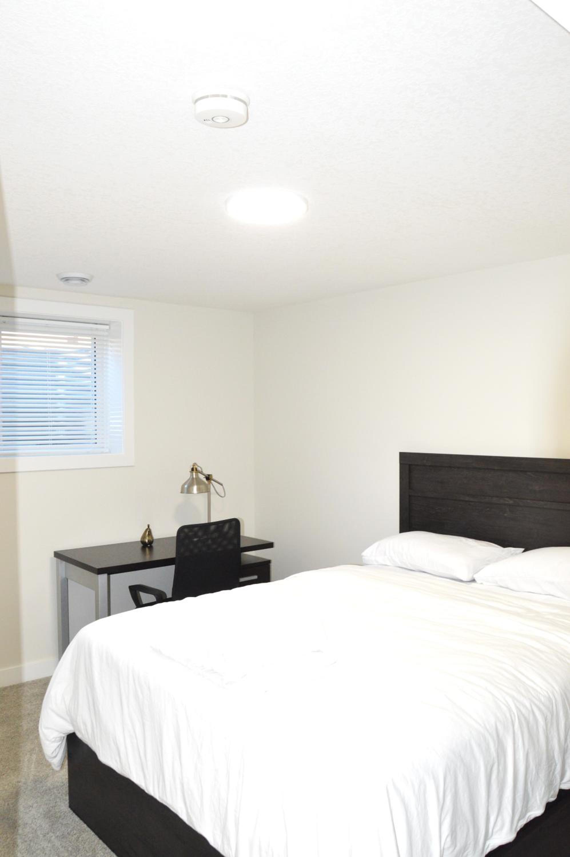 Secondary Suite, Separate Entrance NW Calgary