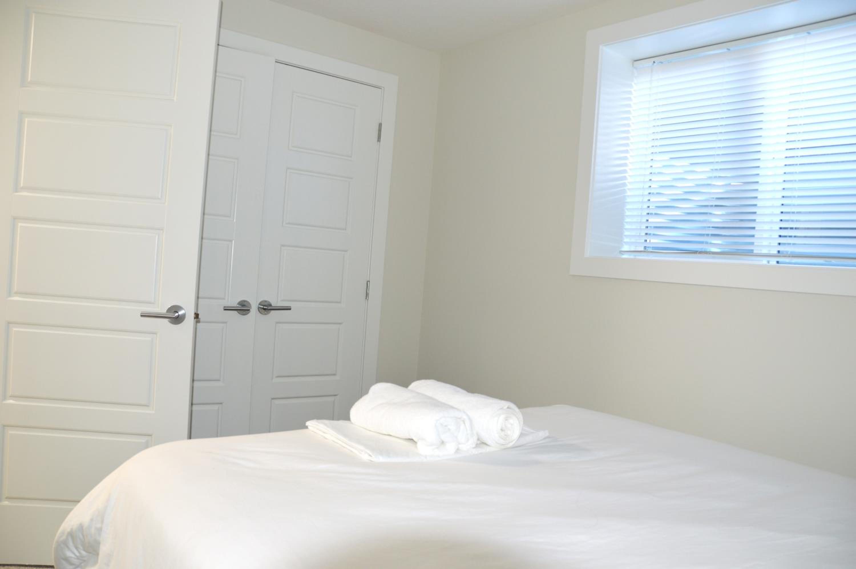 Secondary Suite, Separate Entrance NW Calgary