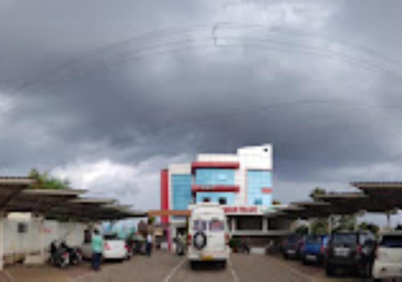 Hotel Sangram Palace Shirur view 2