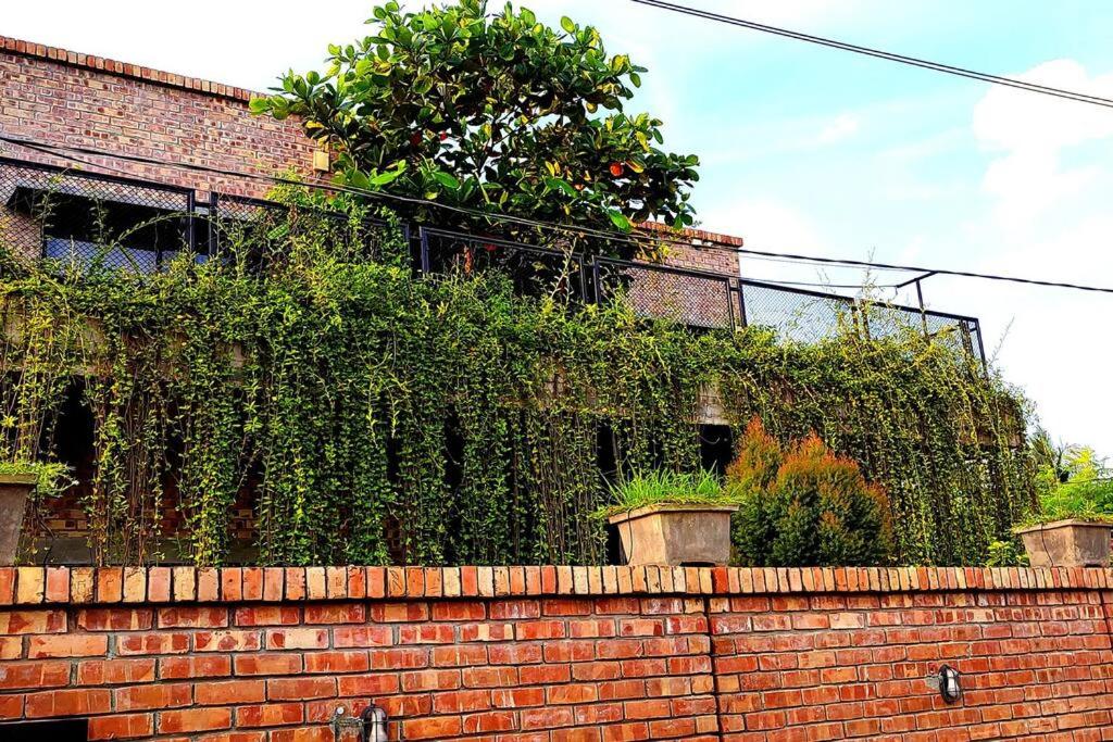 YJ Homes