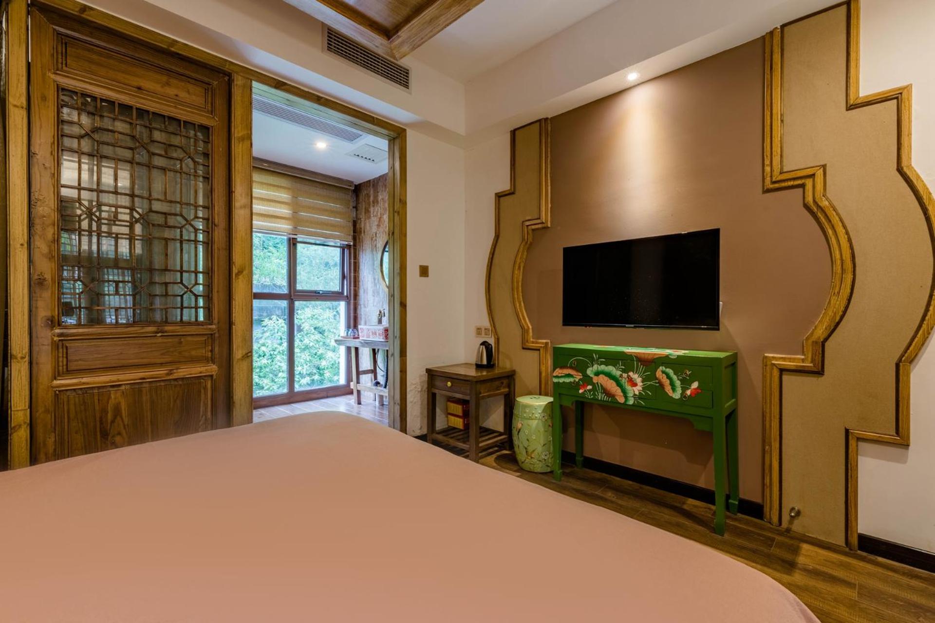 Zhangjiajie One city one inn