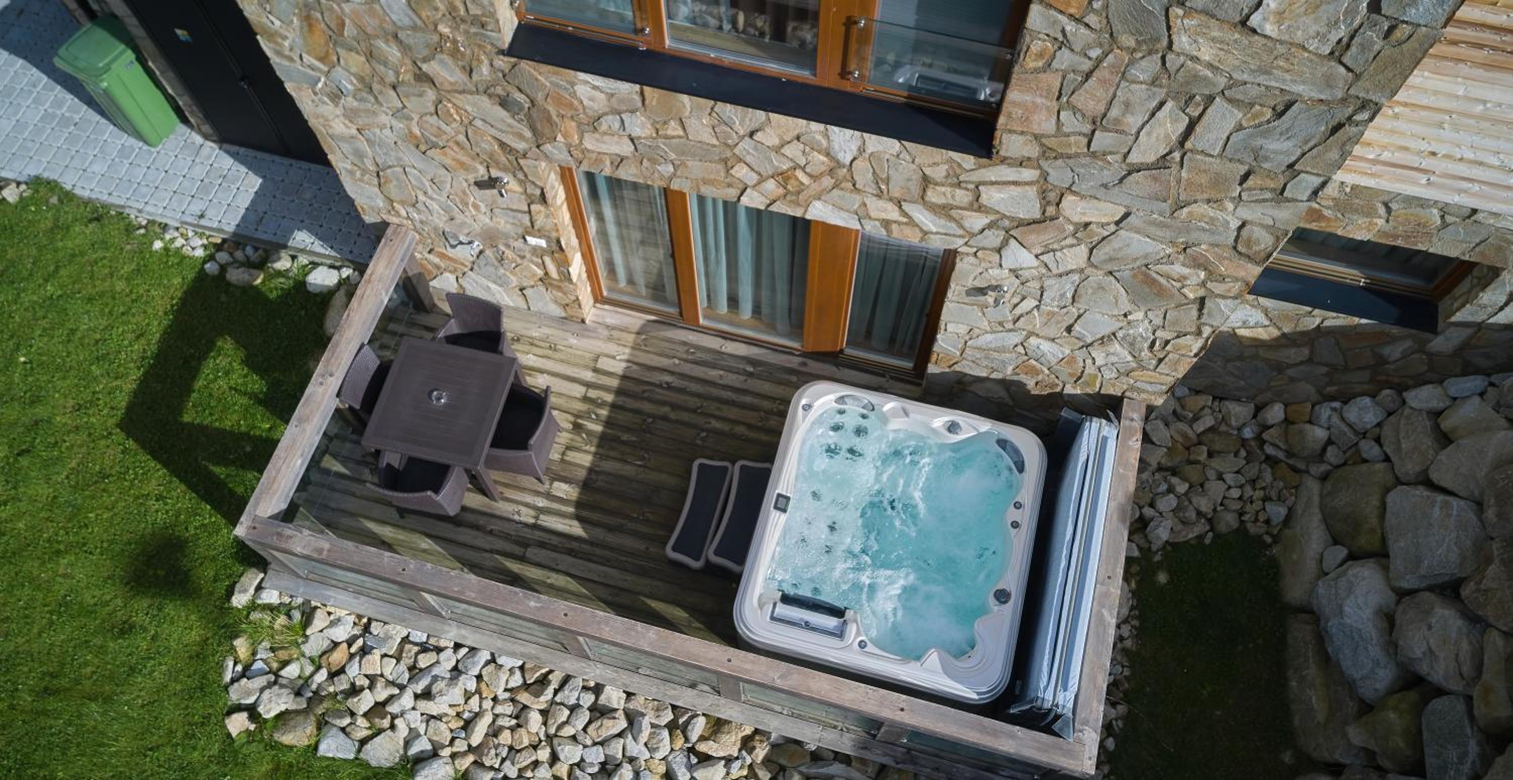 Chalets Jasná Centrum APARTMENT L - Free Jacuzzi & Sauna and Chopok view