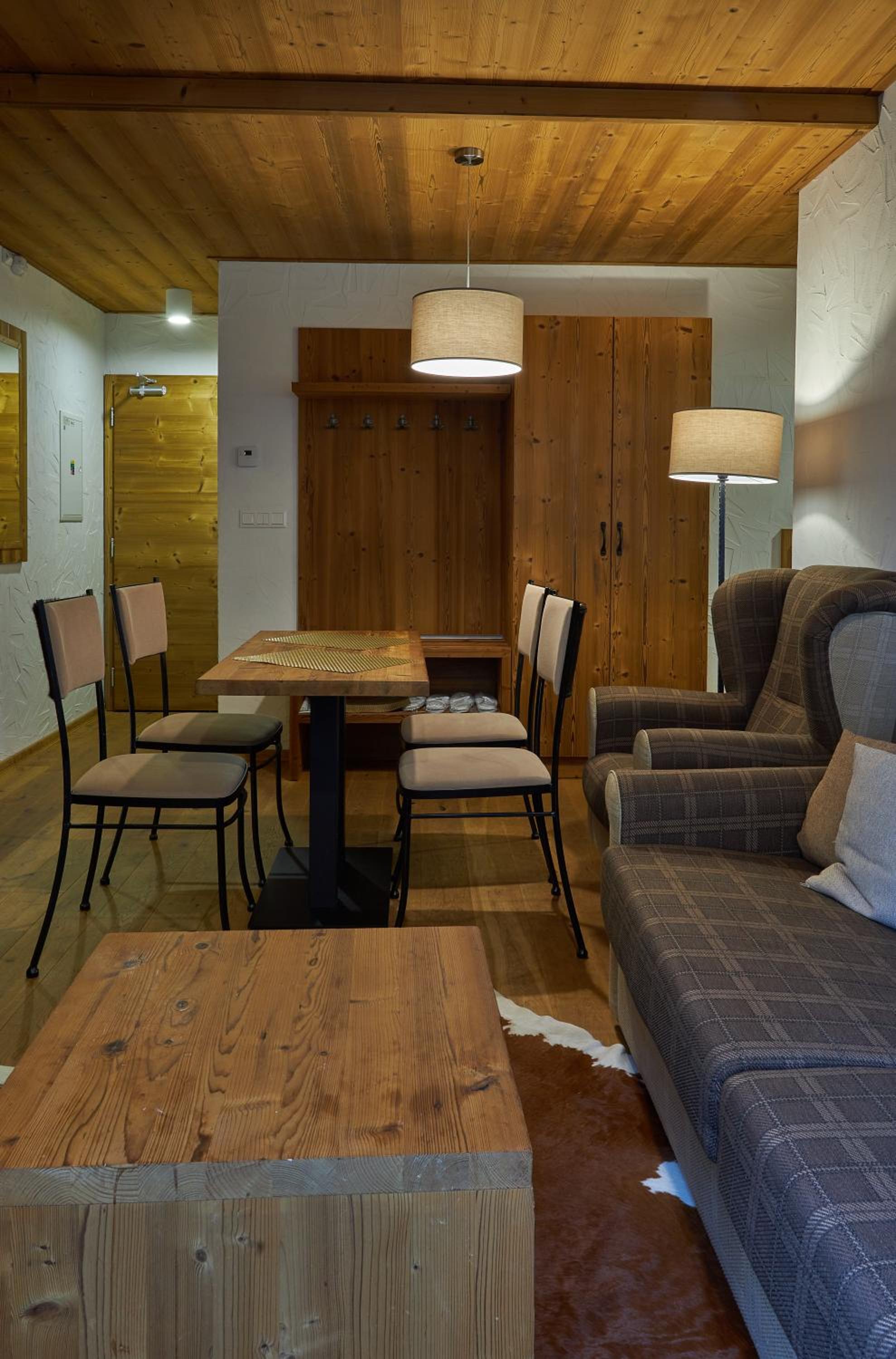 Chalets Jasná Centrum APARTMENT L - Free Jacuzzi & Sauna and Chopok view