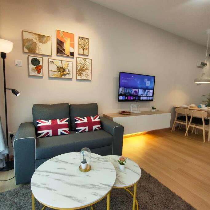Mount Austin Palazio Studio 2B 1-4pax/Ikea/Toppen