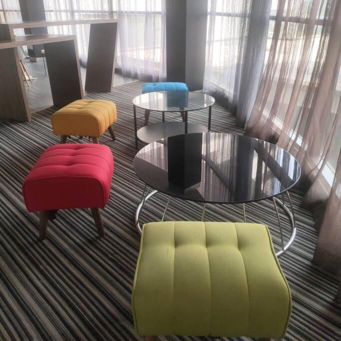 Mount Austin Palazio Studio 2B 1-4pax/Ikea/Toppen