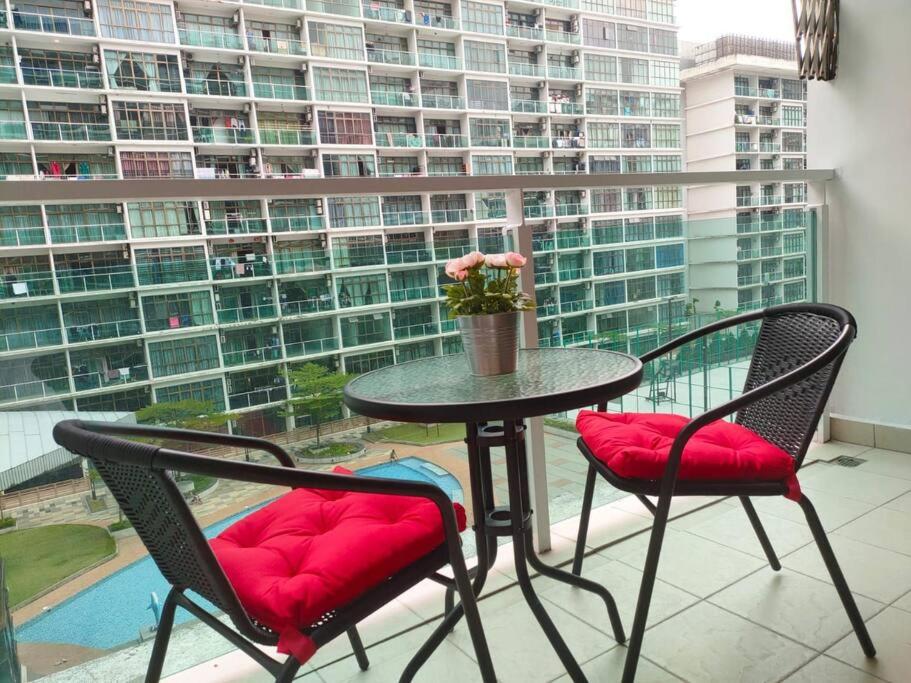 Mount Austin Palazio Studio 2B 1-4pax/Ikea/Toppen