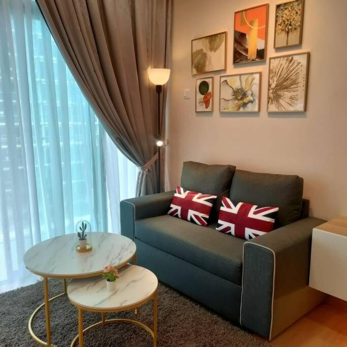 Mount Austin Palazio Studio 2B 1-4pax/Ikea/Toppen