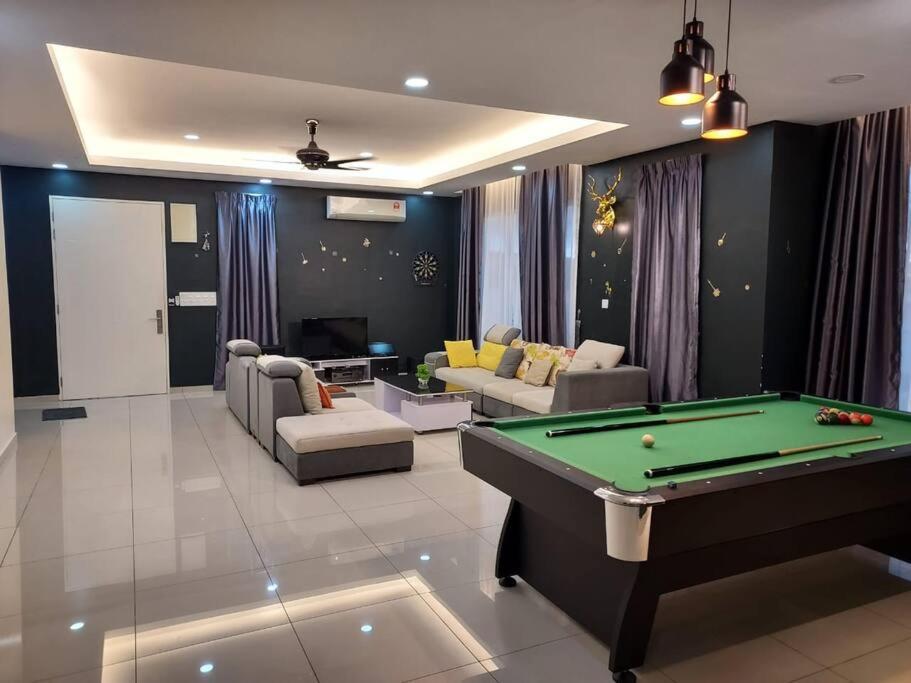 Party House Corner Lot Bandar Sri Sendayan Seremban photo 1