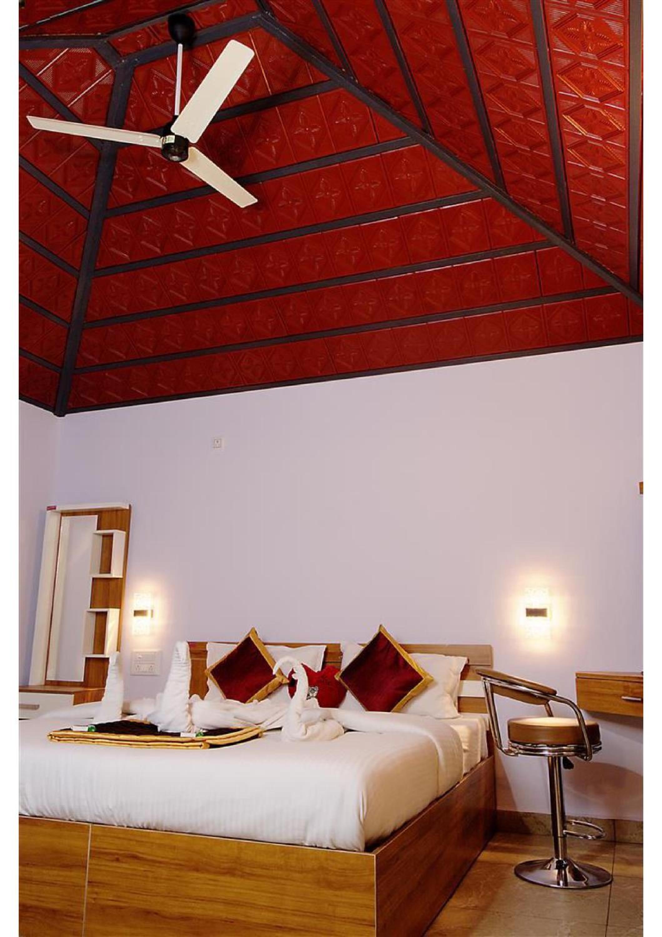 Sriniketana Homestay