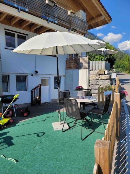 Lakeview Basement Apartment near Interlaken