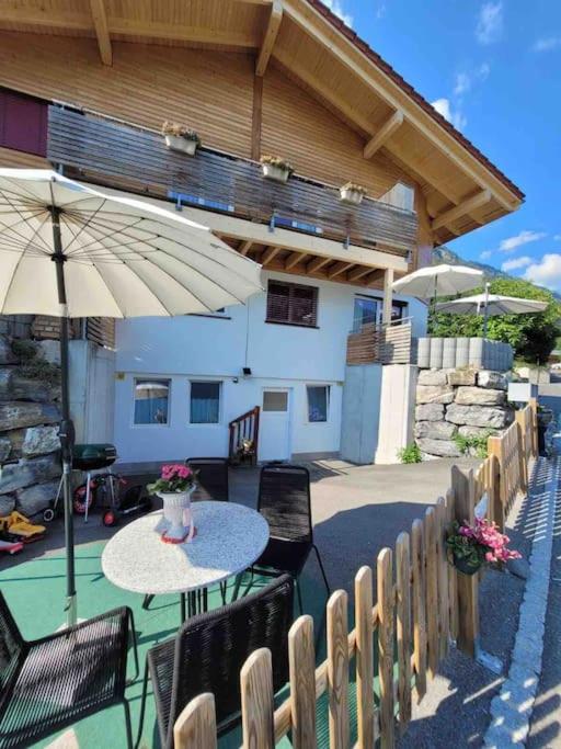 Lakeview Basement Apartment near Interlaken