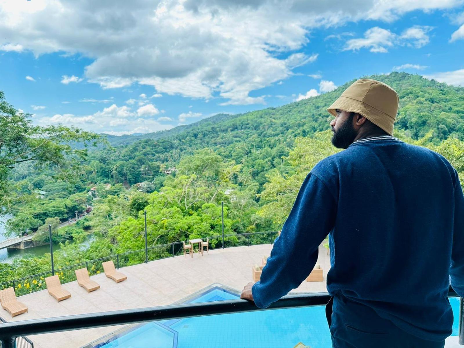 Indra Manel Family Holiday Resort Kandy view 3