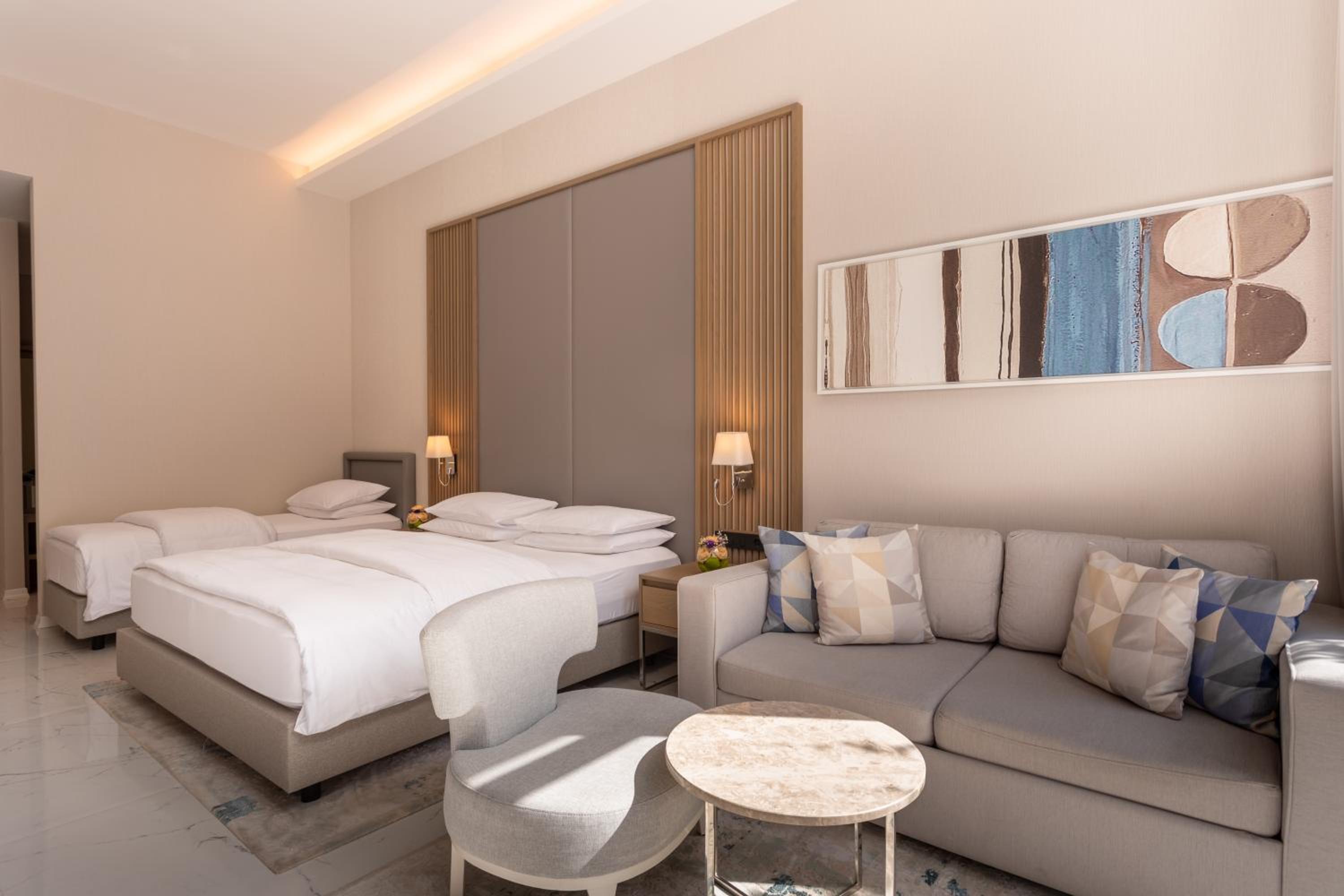 Hyatt Regency Kotor Bay Resort 3