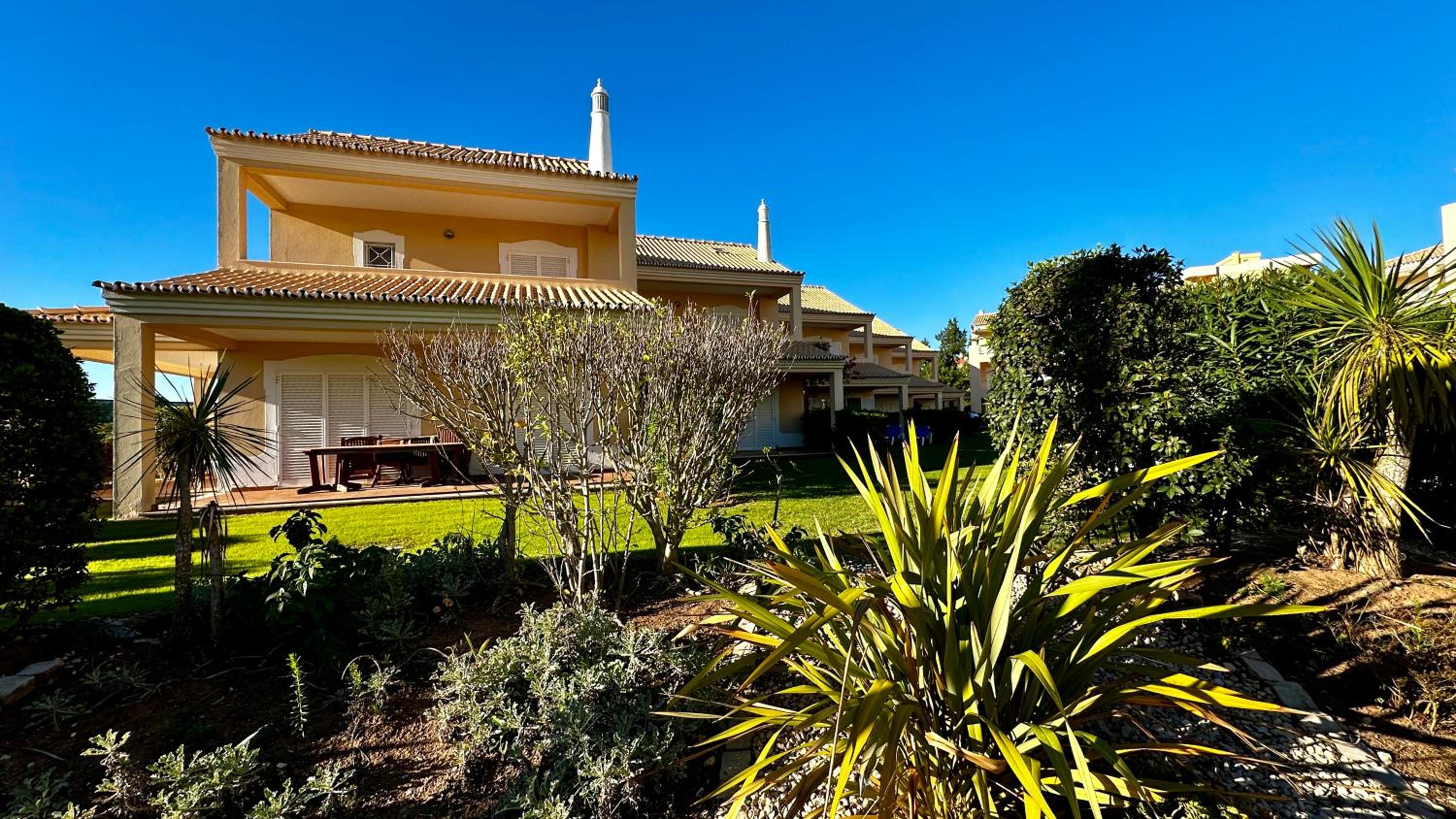 Ellegance - Shared Pool - 6 Guests - Vilamoura view 5