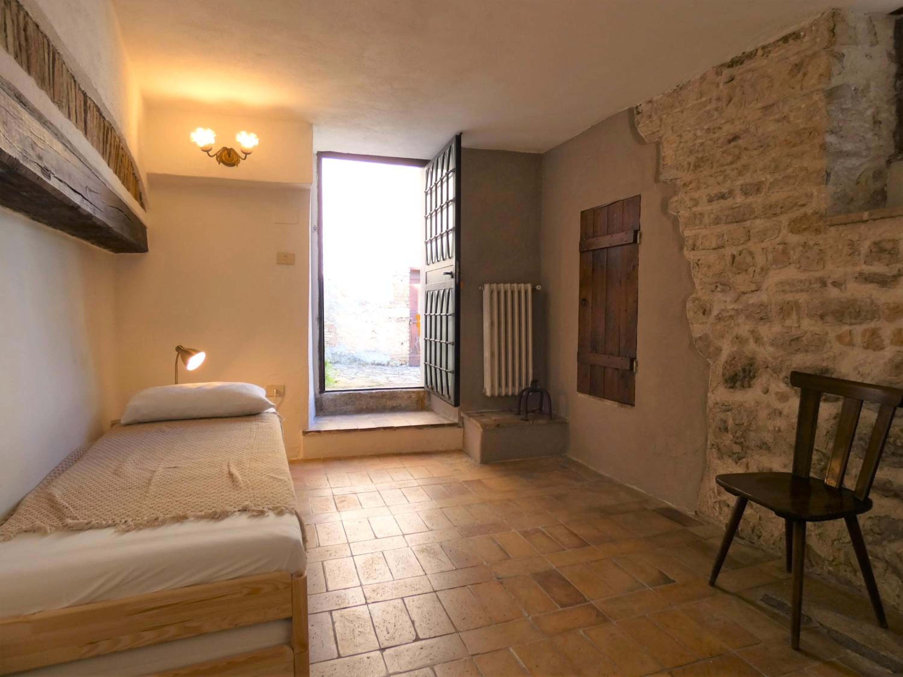 Scappo in Umbria, L'affaccio view 3