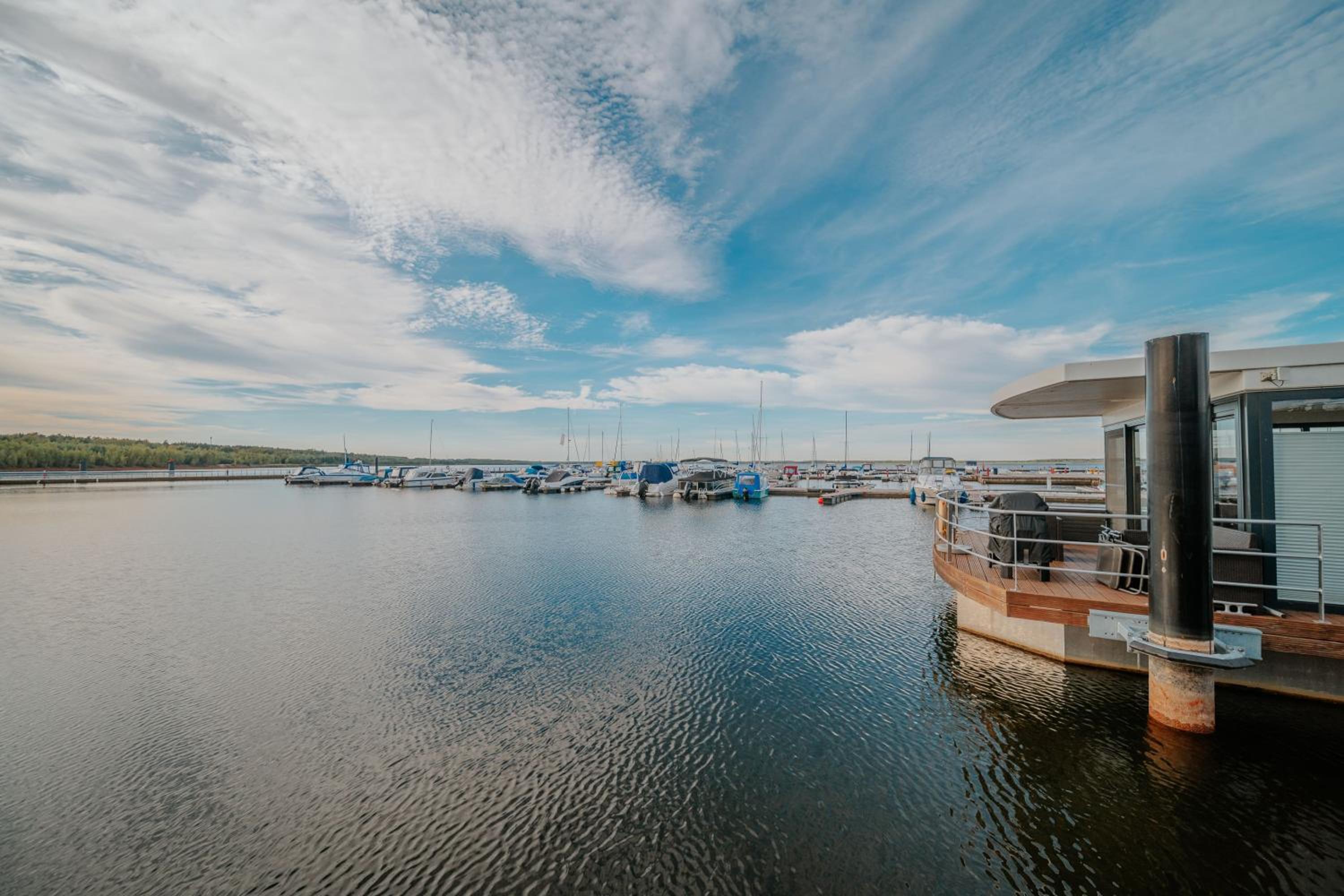 Floatinghouses Bärwalder See