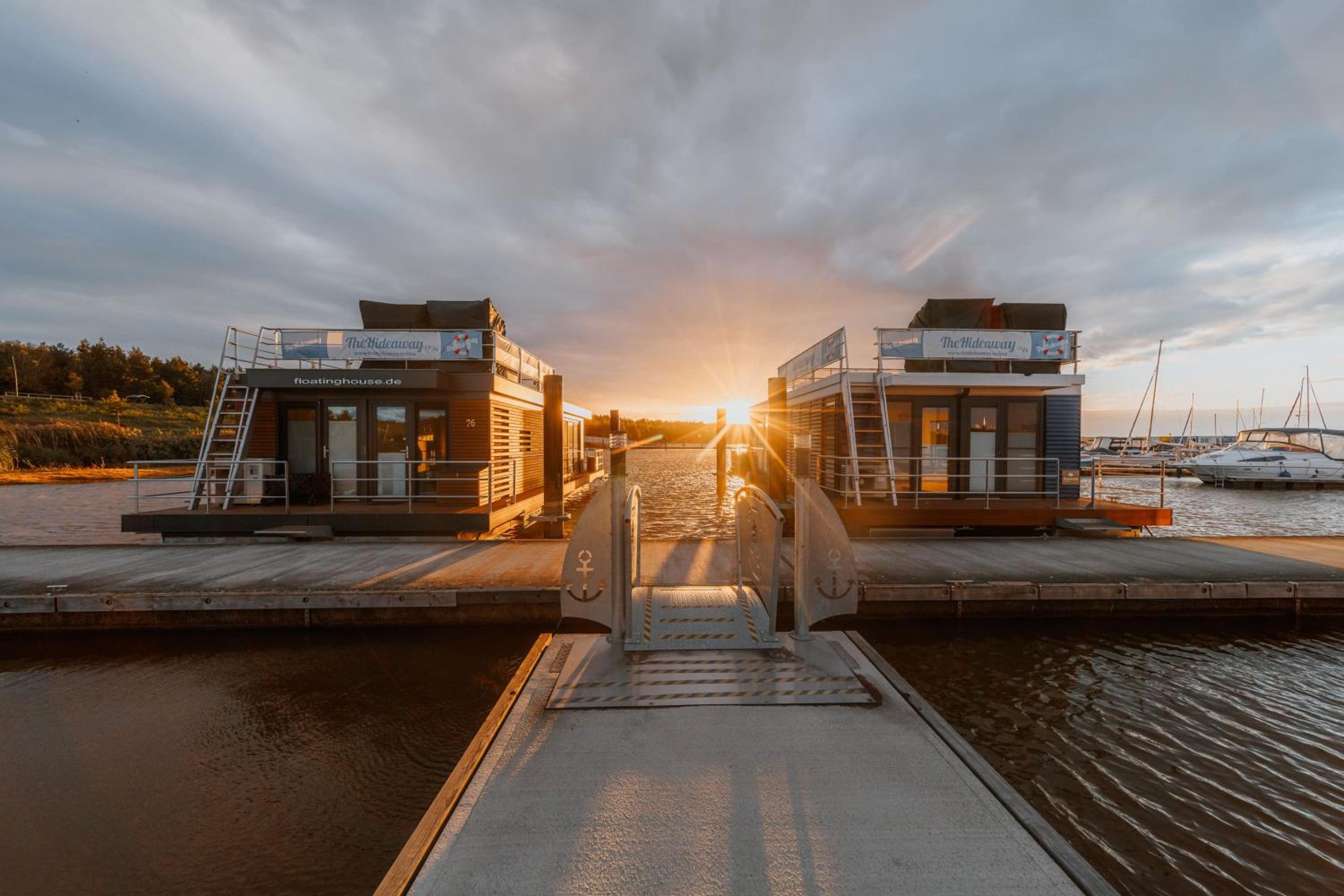 Floatinghouses Bärwalder See