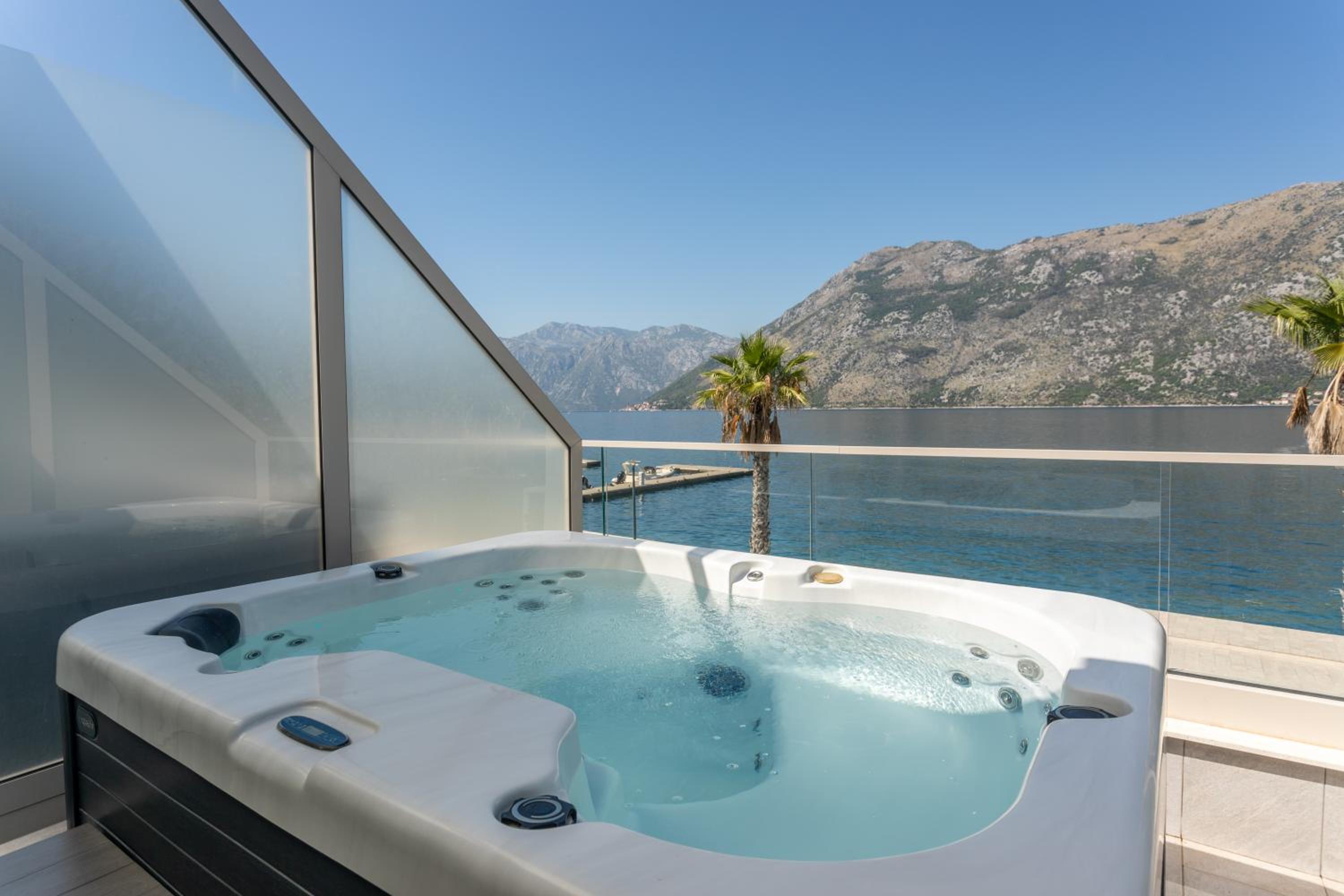 Hyatt Regency Kotor Bay Resort 25