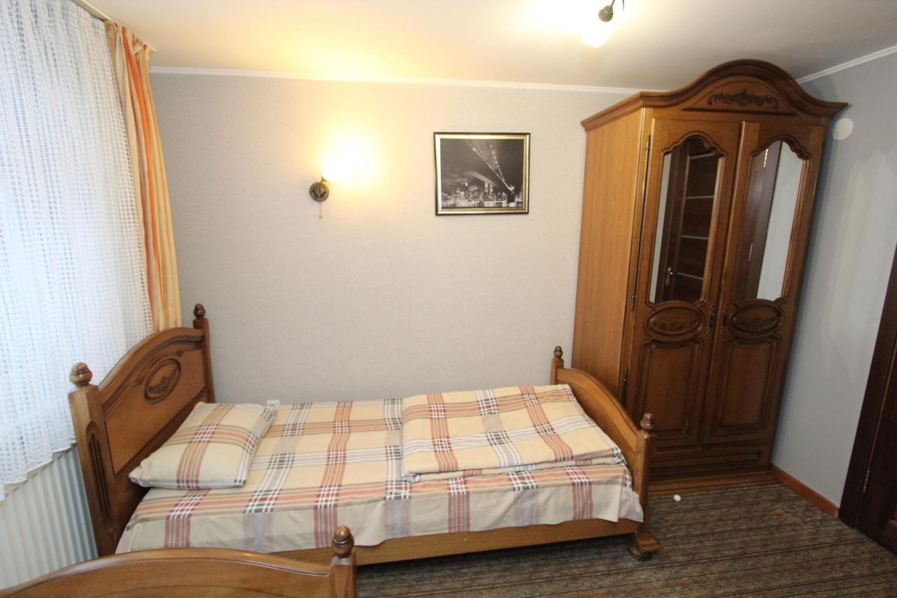 Photo 48