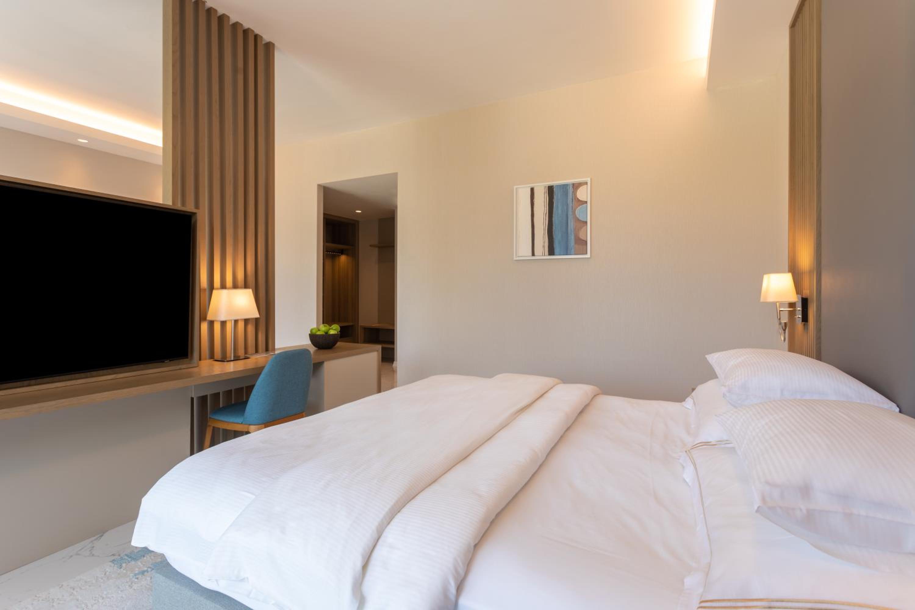 Hyatt Regency Kotor Bay Resort 52