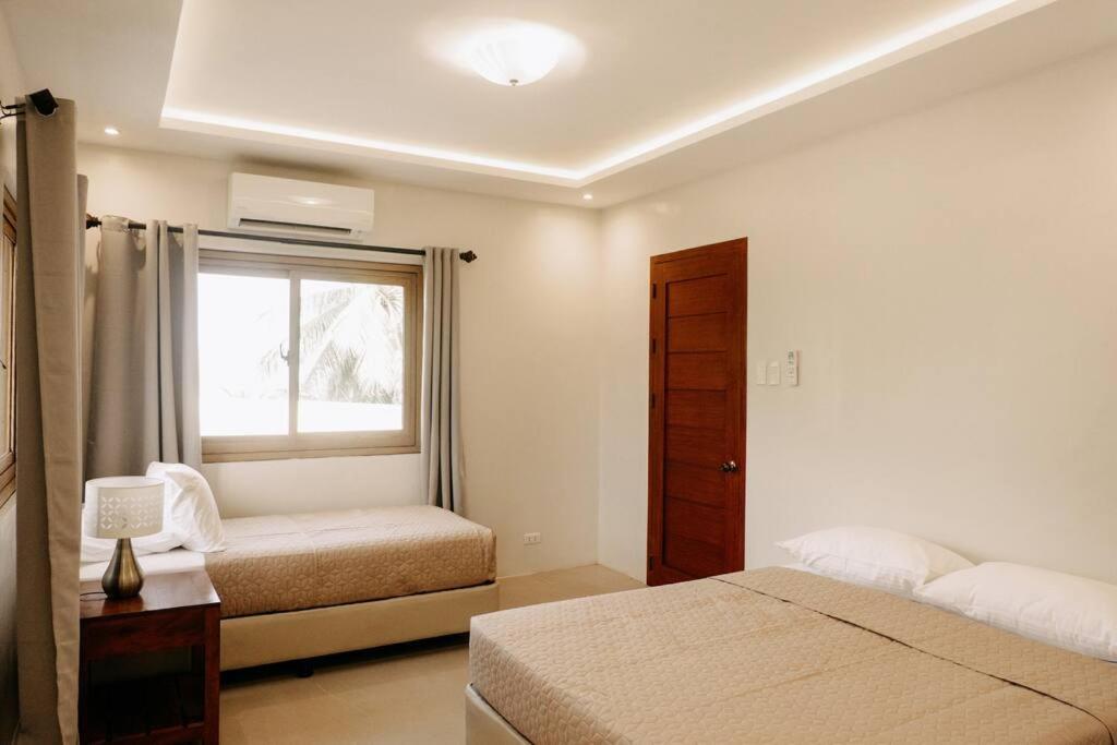 Reef Side Exclusive Beachfront House in Cebu view 5