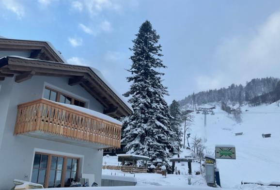 Chalet Marmotta CULM - Luxus Chalet Ski-In Ski-Out
