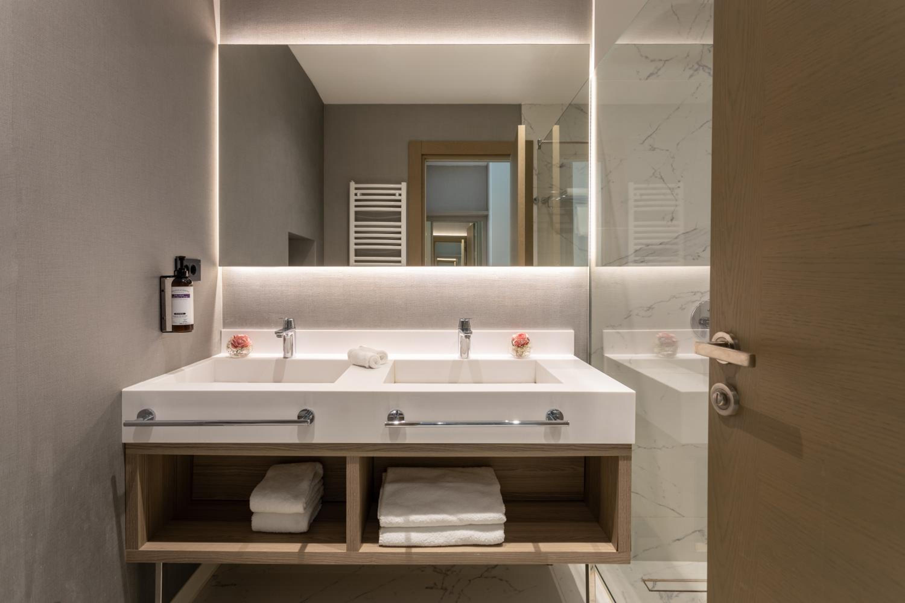 Hyatt Regency Kotor Bay Resort 215