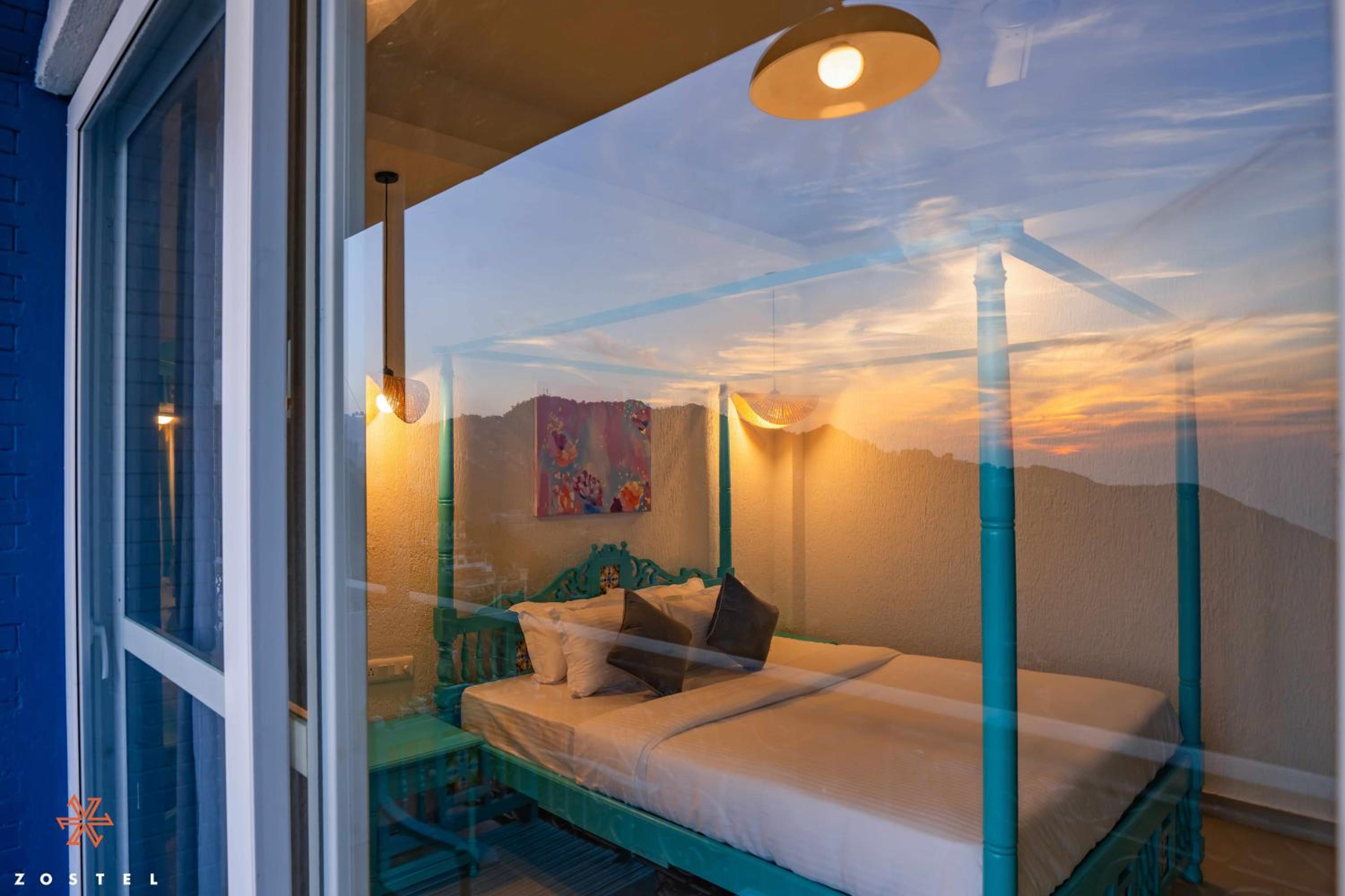 Zostel Mussoorie, Mall Road view 5