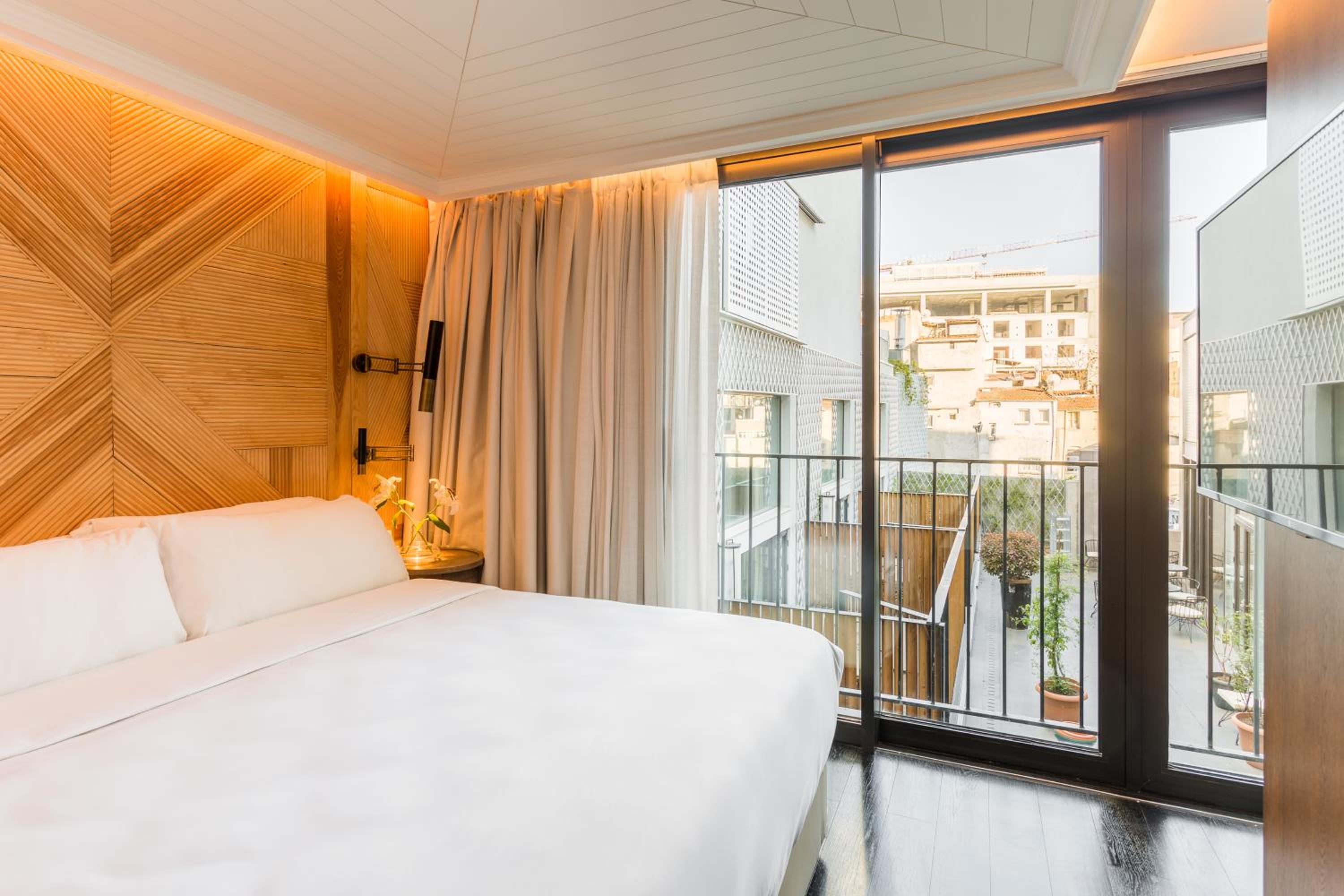 Room Mate Emir - Image 83