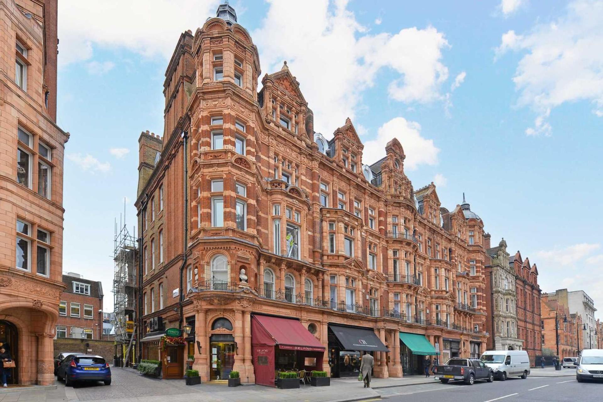 Best Mayfair Location with 2 Super King Beds