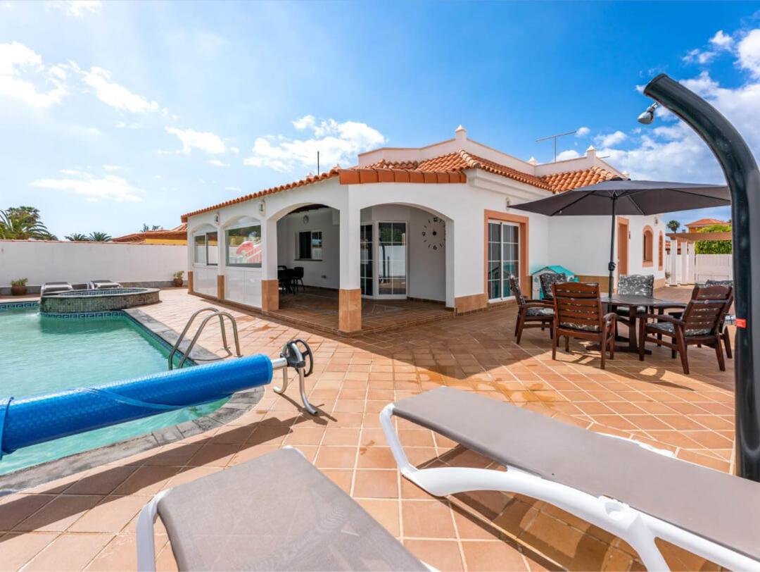 PRIMERA LUXURY HOUSE