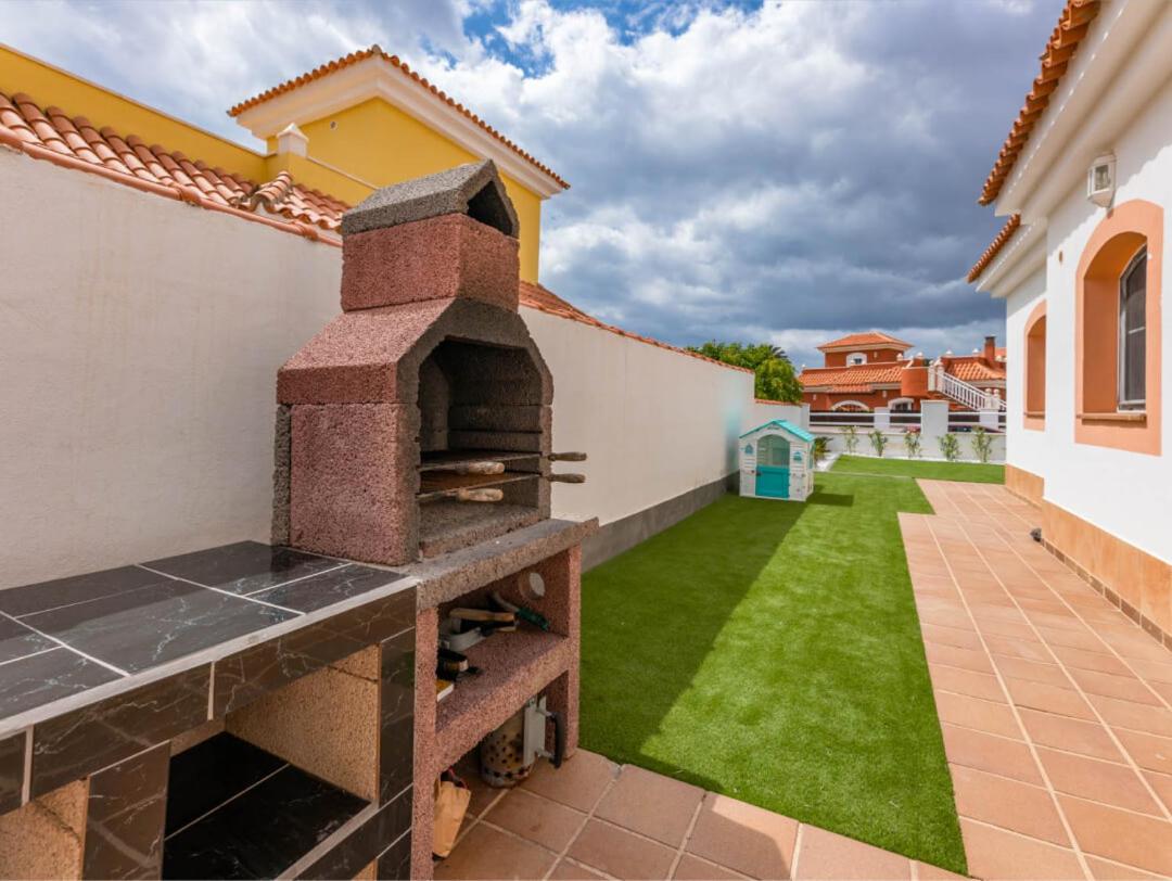 PRIMERA LUXURY HOUSE
