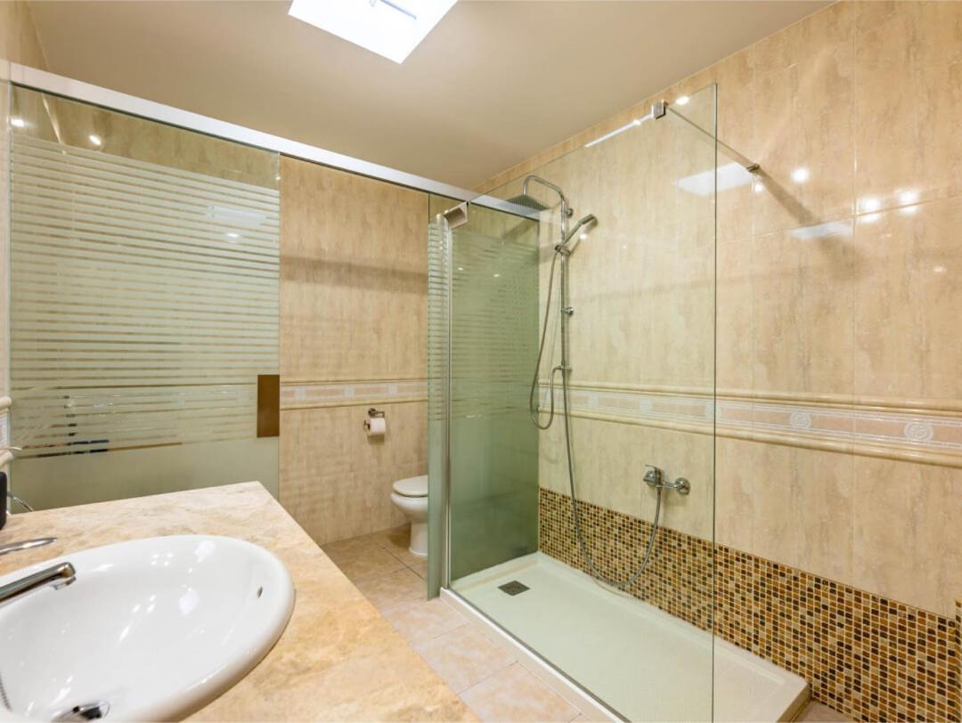 PRIMERA LUXURY HOUSE