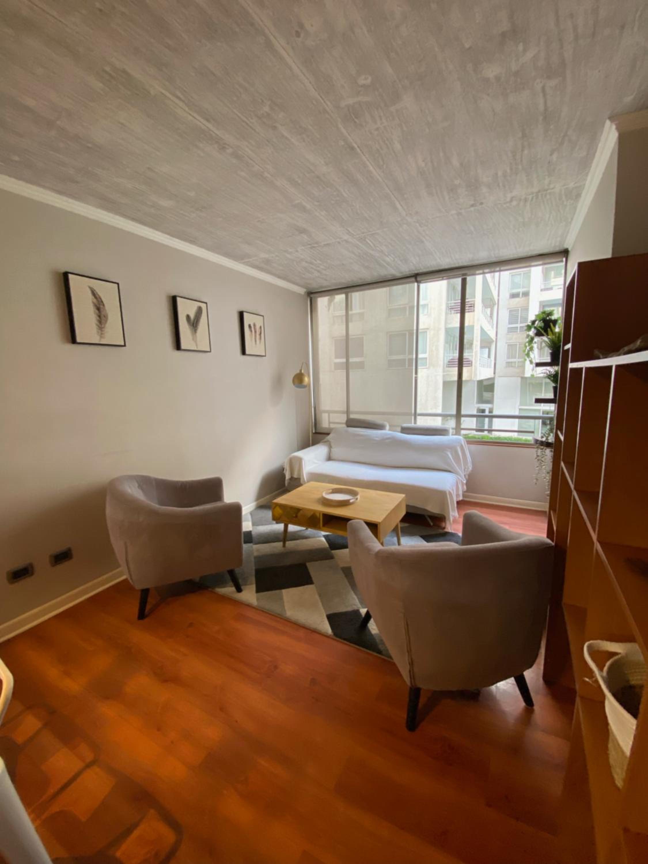 Cómodo y Moderno apartamento en Las Condes 2Dorm, 2Baños, open-Kitchen