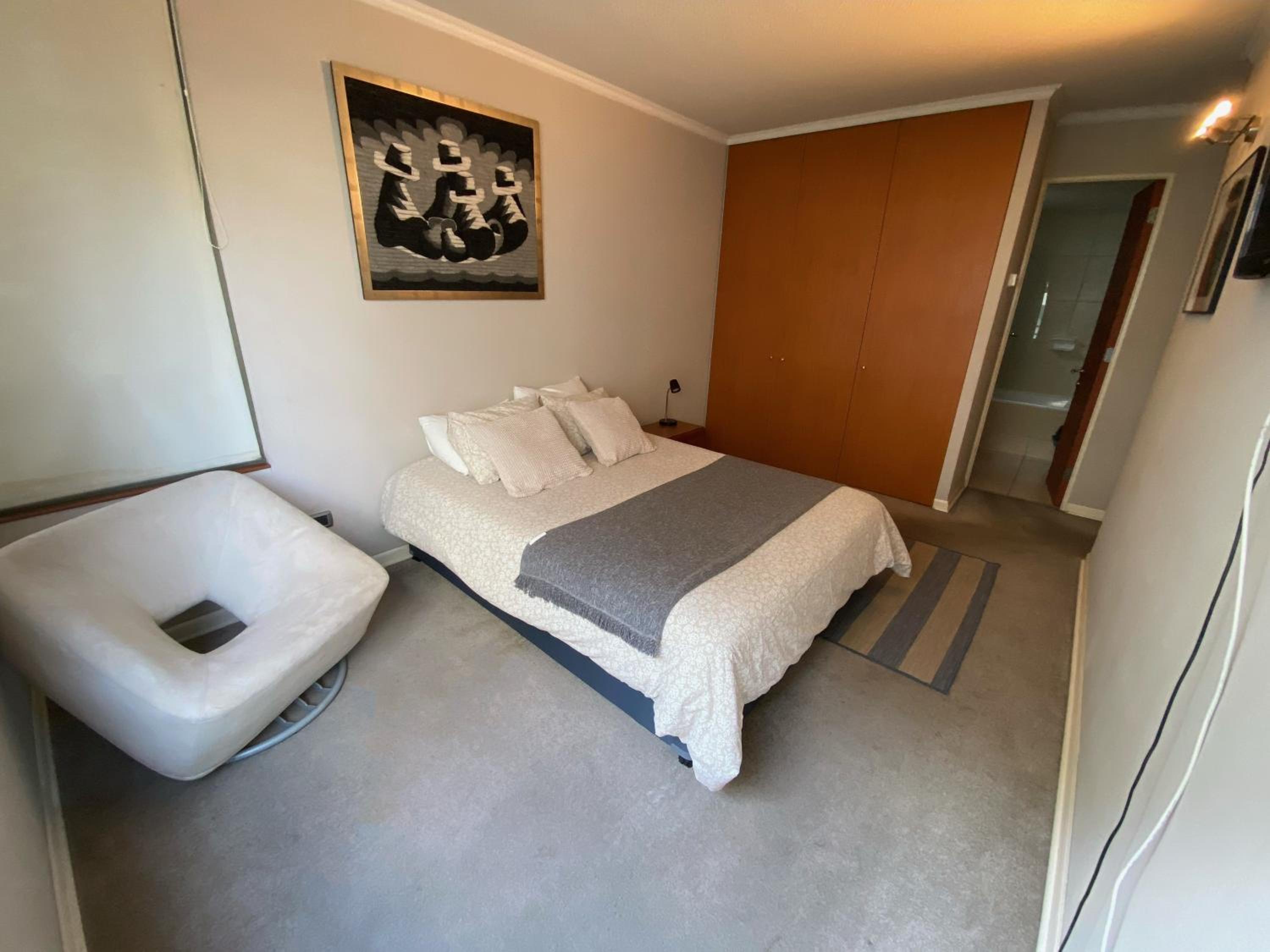 Cómodo y Moderno apartamento en Las Condes 2Dorm, 2Baños, open-Kitchen