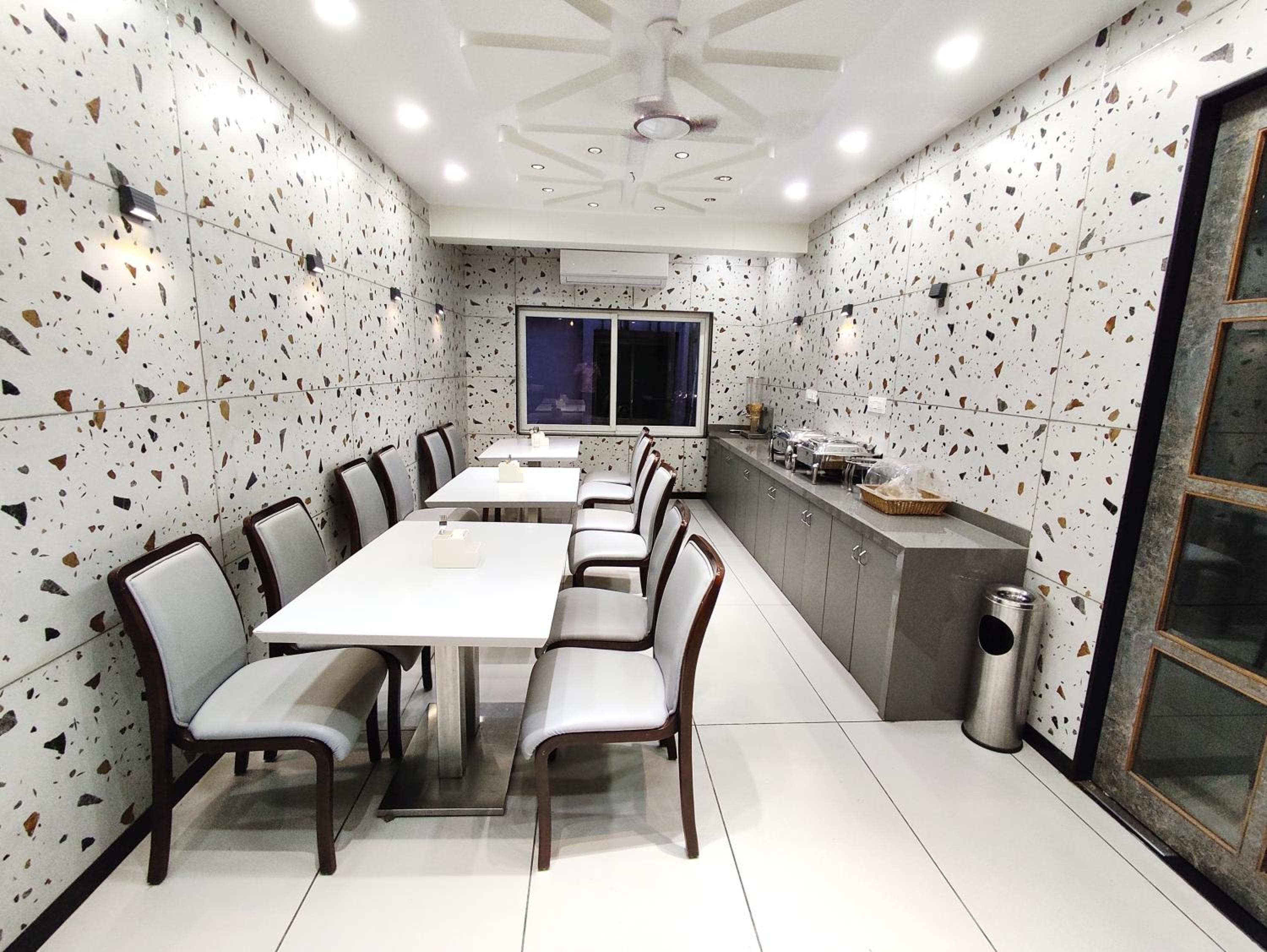 meeting & event spaces