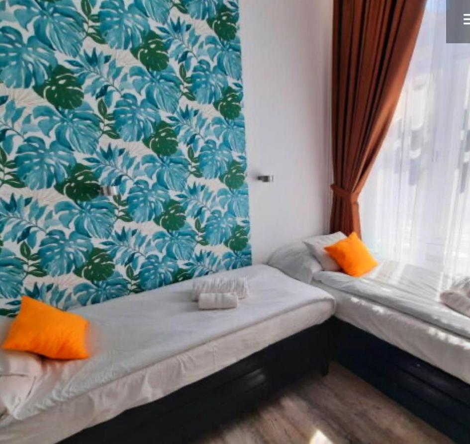 Centrum Wellness Hostel view 4