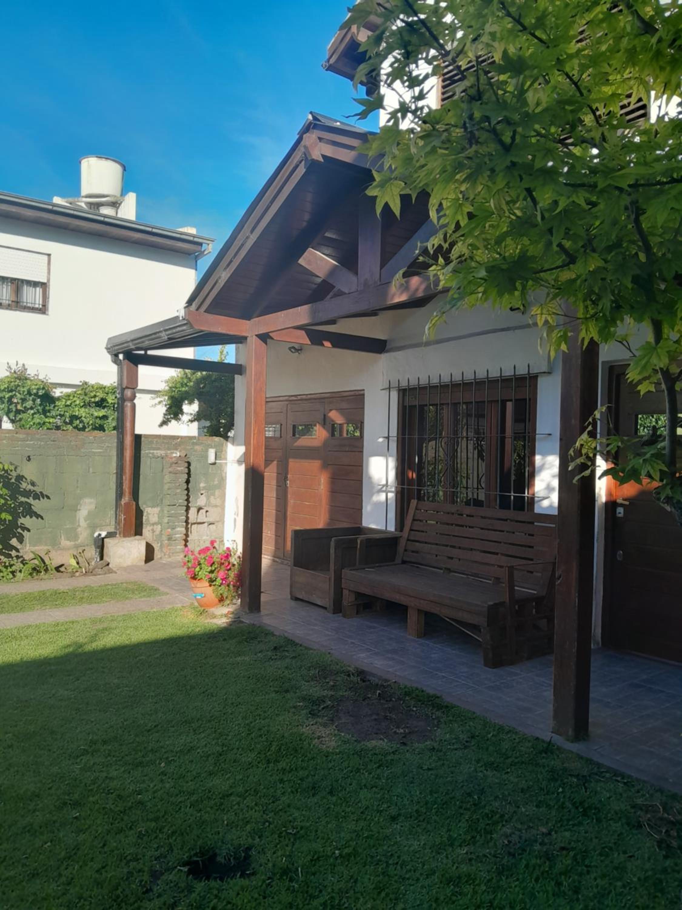 COLINAS HOUSE