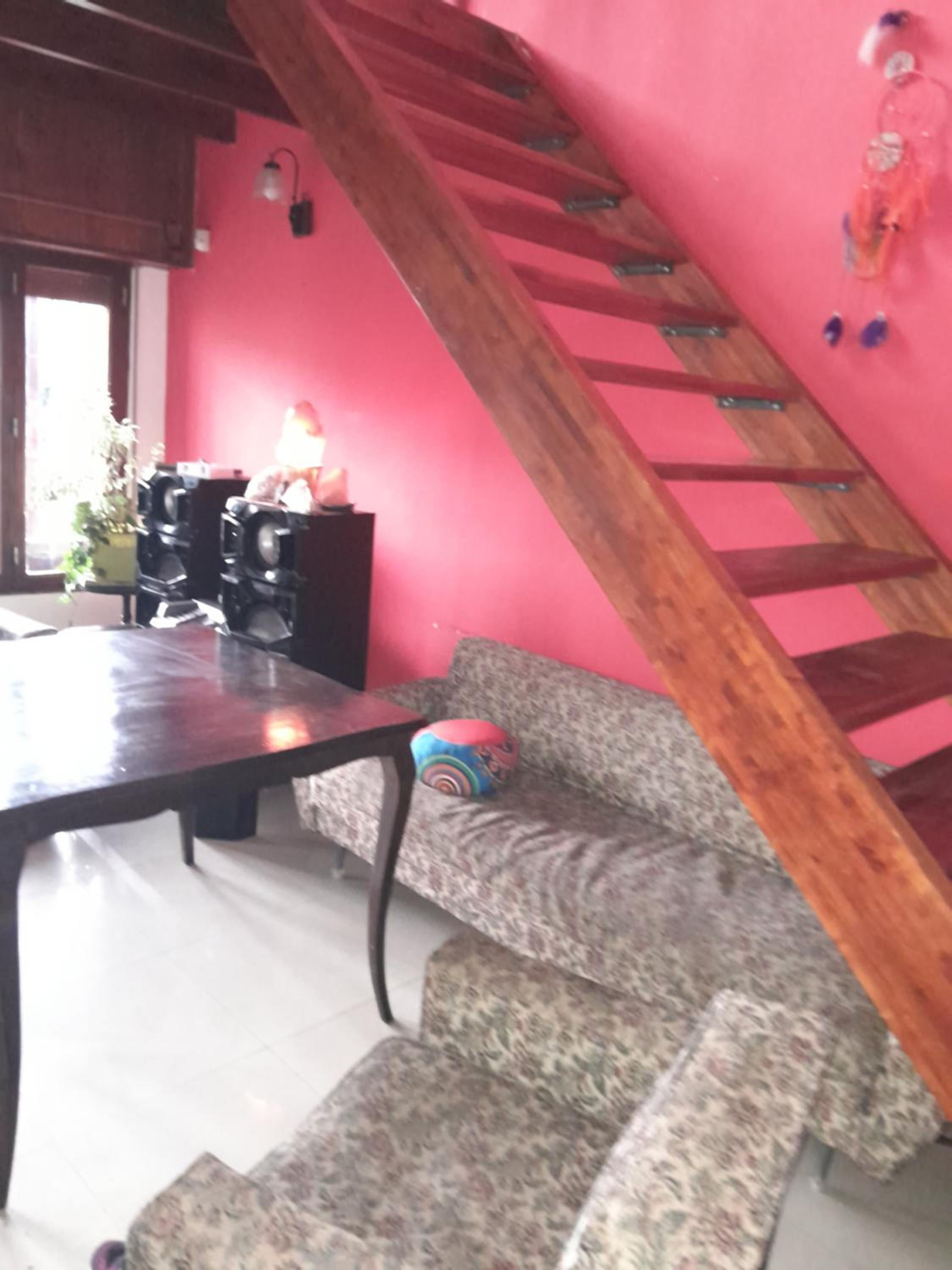 COLINAS HOUSE