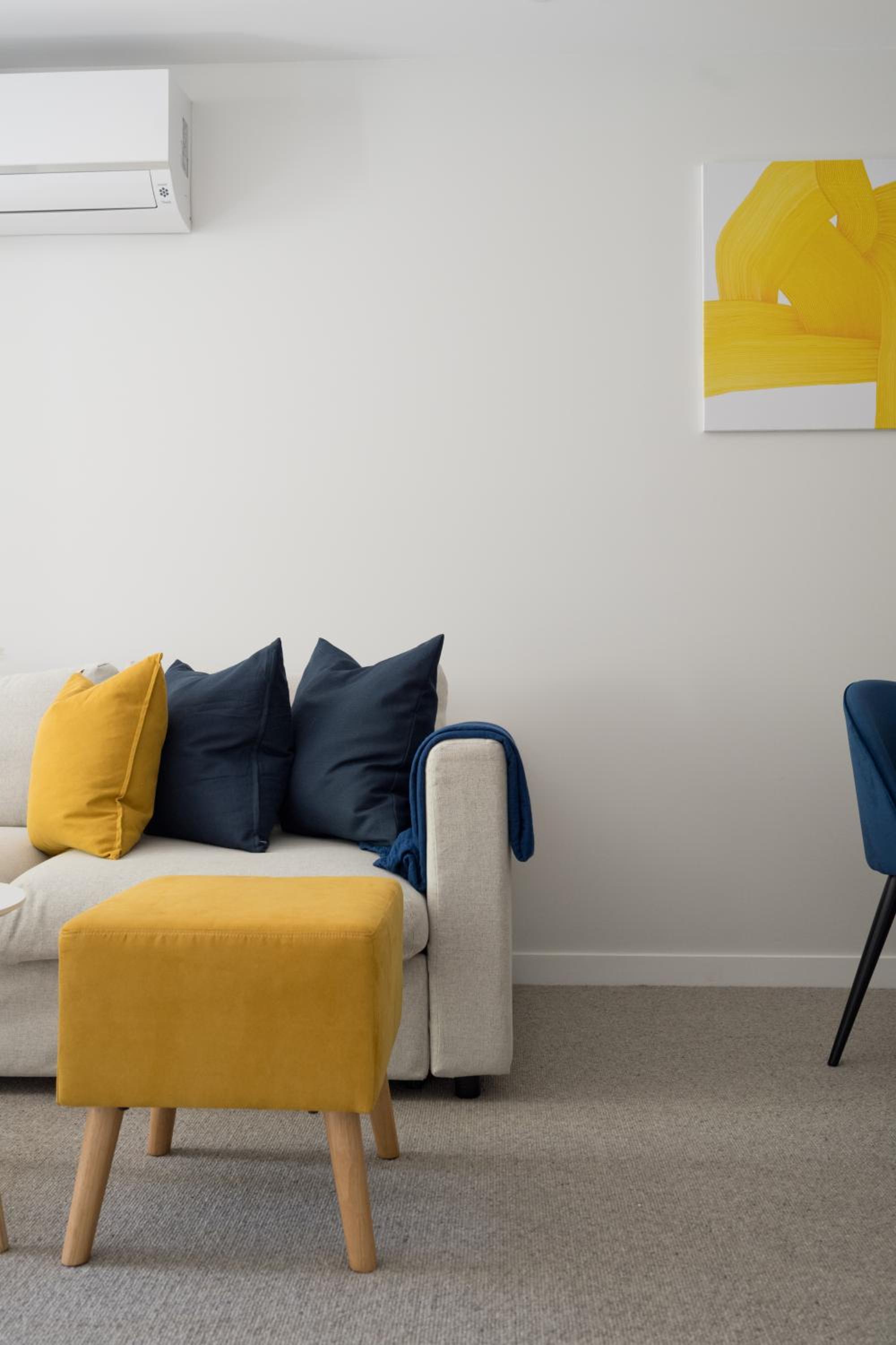 Kashmir, Modern and luxury 2BR 2BA, Fast WiFi & Netflix, Free Parking, Central Location, near CBD