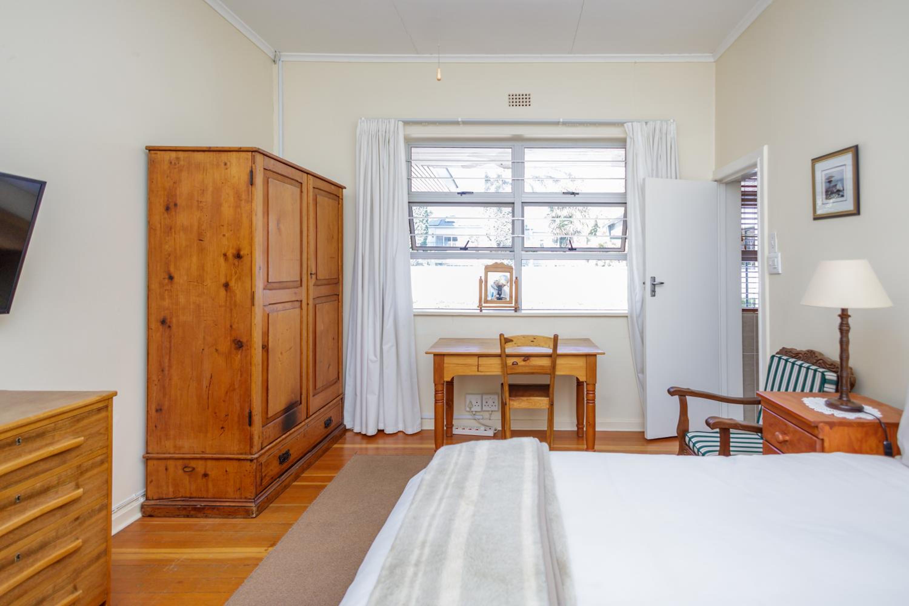 Johannesburg Vacations - Owls Loft Guesthouse - Property Image 2